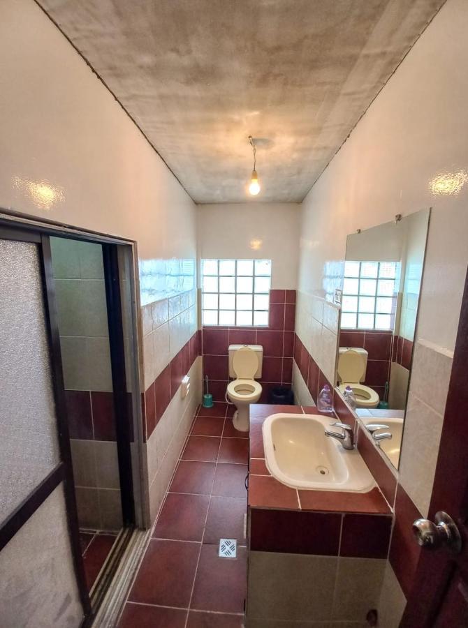 Rummy Hostal 乌尤尼 外观 照片